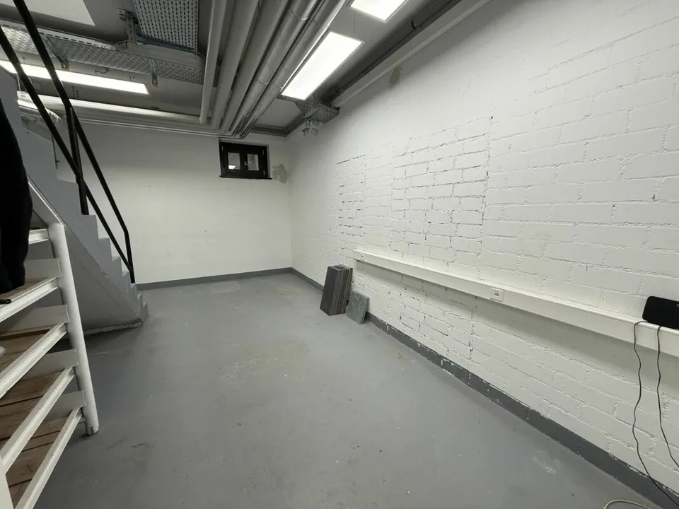 Helle Gewerbefläche für Büro, Atelier oder stilles Gewerbe – Foto 3 von 7