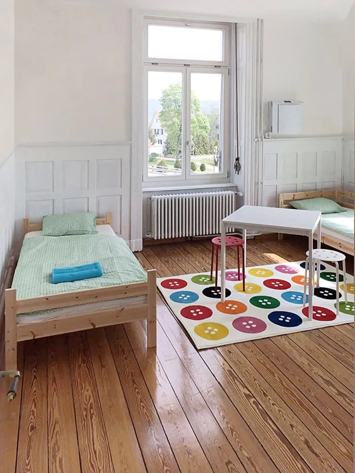 Beautiful and well-equipped rooms with a view of the Aare