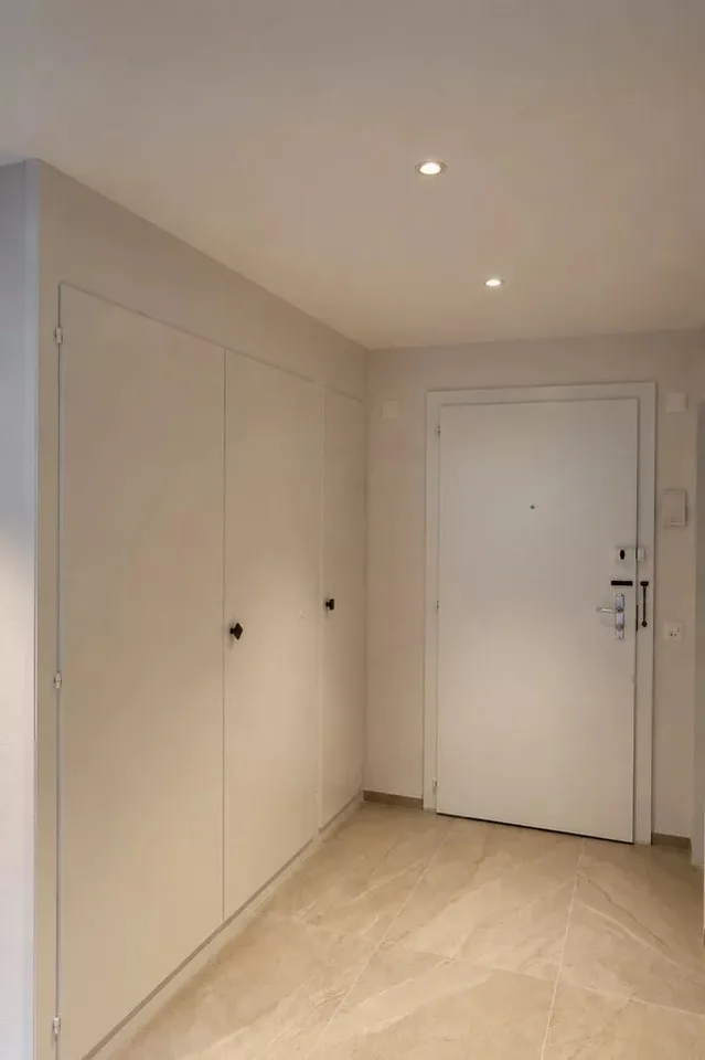 Schönes renoviertes 3-Zimmer-Apartment im 4. Stock