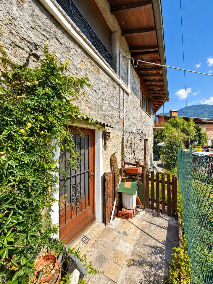 Rustikales 4-Zimmer-Haus zum Ausbauen / casa rustica da riattare – Foto 3 von 9