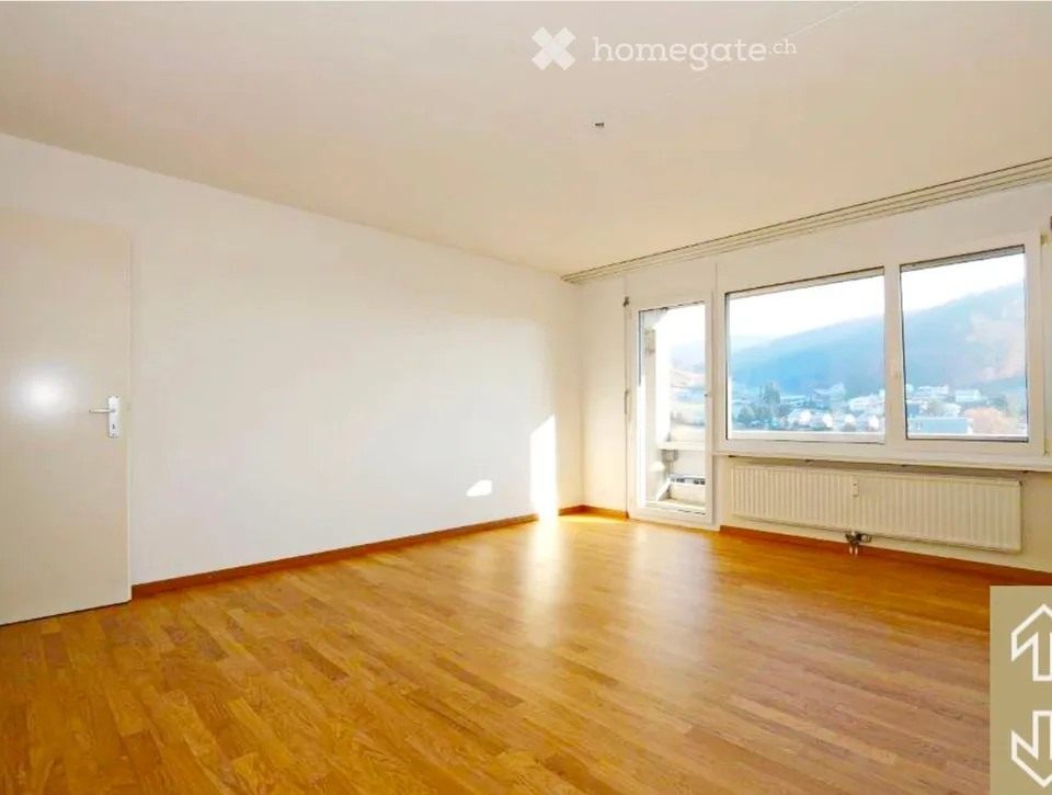 Appartamento bello con ampio balcone