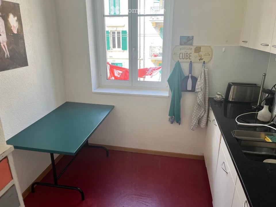 Sehr schöne helle 3.5 Zimmer Wohnung