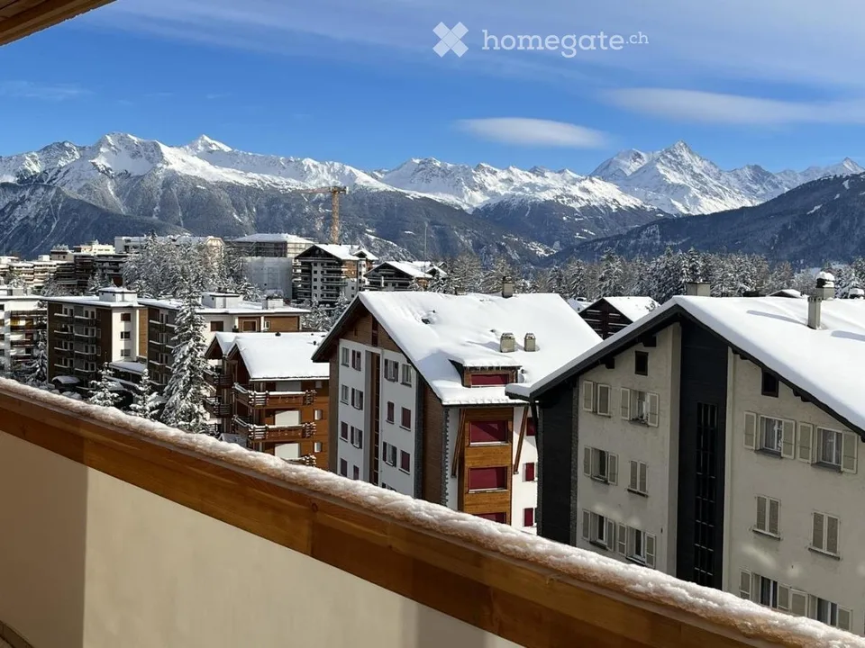 APARTMENT WITH BREATHTAKING VIEW WEEK OR SEASON IN CRANS CENTER