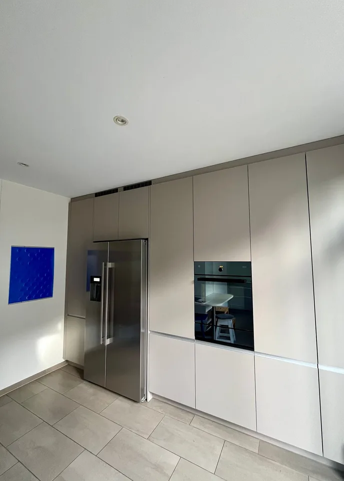 8.5-Zimmer-Maisonettewohnung mit Altbaucharme, grosser Terrasse und Garten in Hausen am Albis