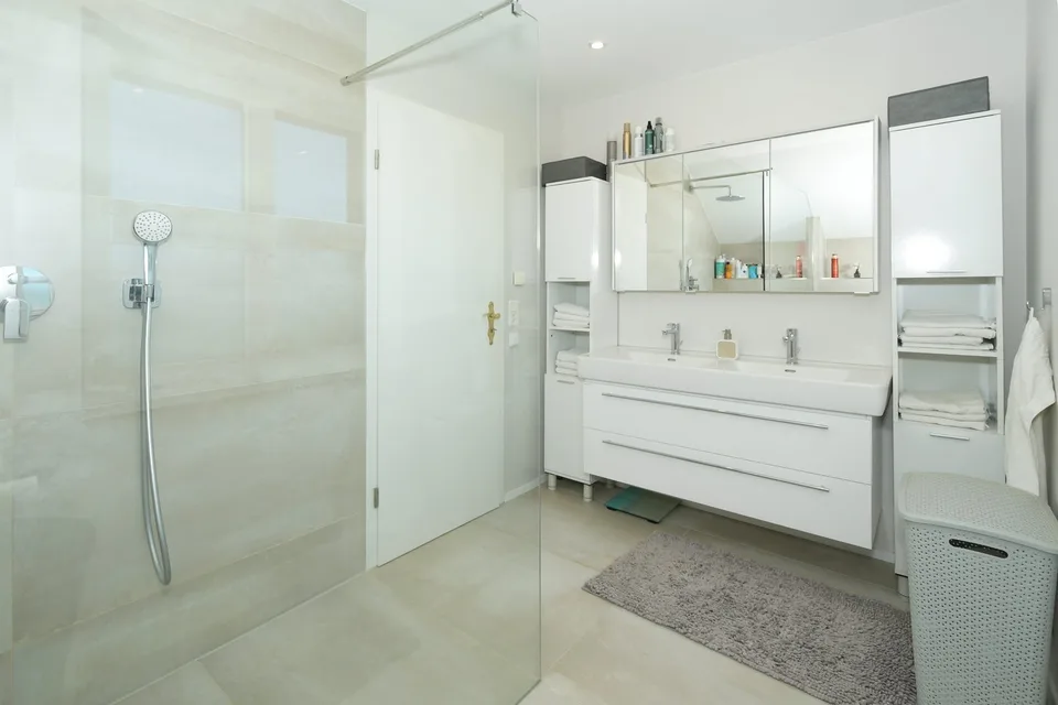 Maison individuelle de 5 pièces – beaucoup d'espace et vue dégagée sur la verdure – photo 13 sur 14