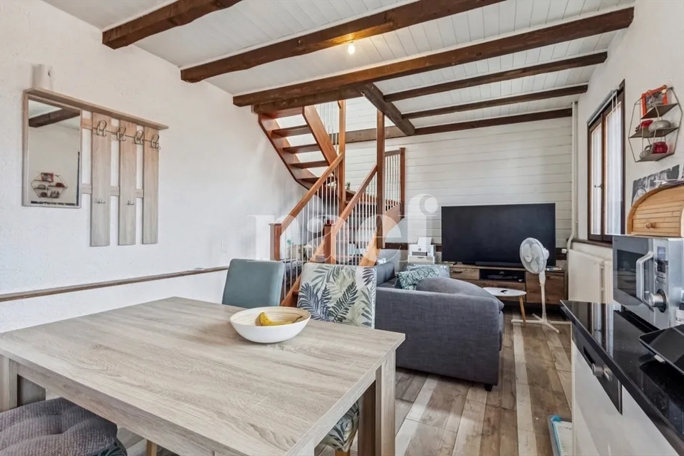 Edificio residenziale con 7 appartamenti nel centro del villaggio in vendita a Corcelles-près-Payerne – foto 8 di 11