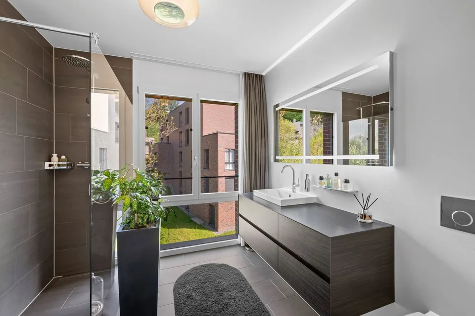 EXKLUSIVE 3.5-ZIMMER-ATTIKAWOHNUNG (VERFÜGBAR PER 2028)