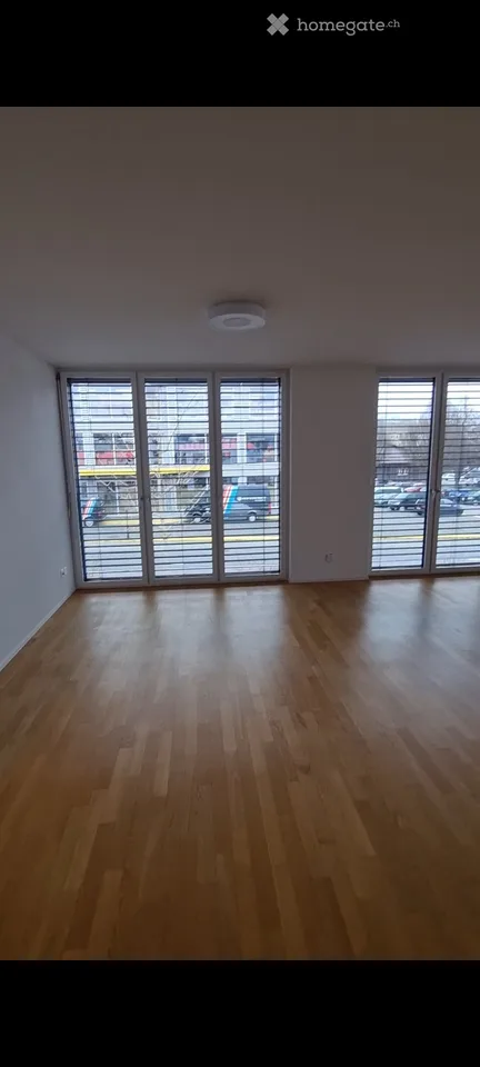 Appartamento luminoso 3.5 locali (80 m²) con balcone & ascensore ad Aadorf