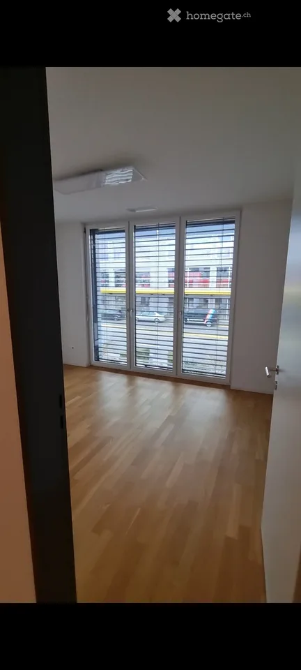 Appartamento luminoso 3.5 locali (80 m²) con balcone & ascensore ad Aadorf