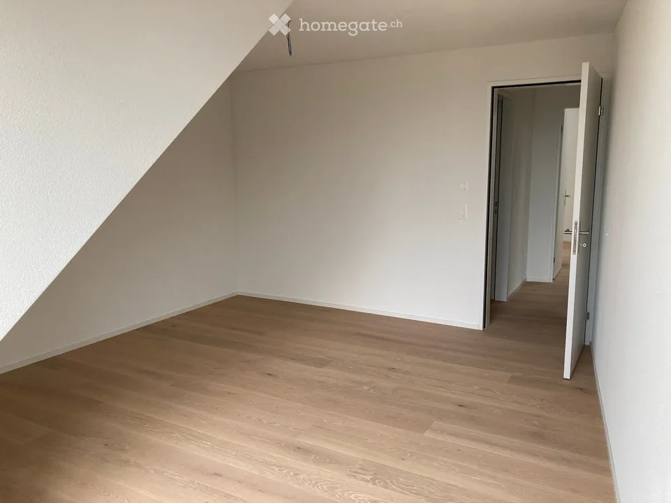 5.5-room maisonette/duplex apartment with a wonderful distant view in a family-friendly development