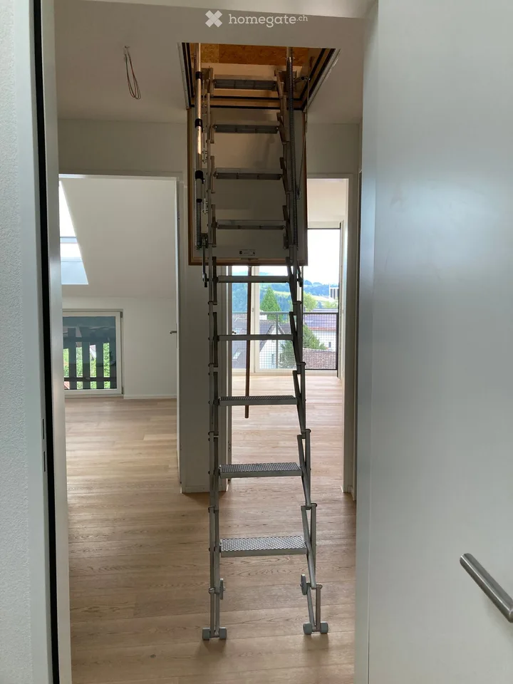 5.5-room maisonette/duplex apartment with a wonderful distant view in a family-friendly development