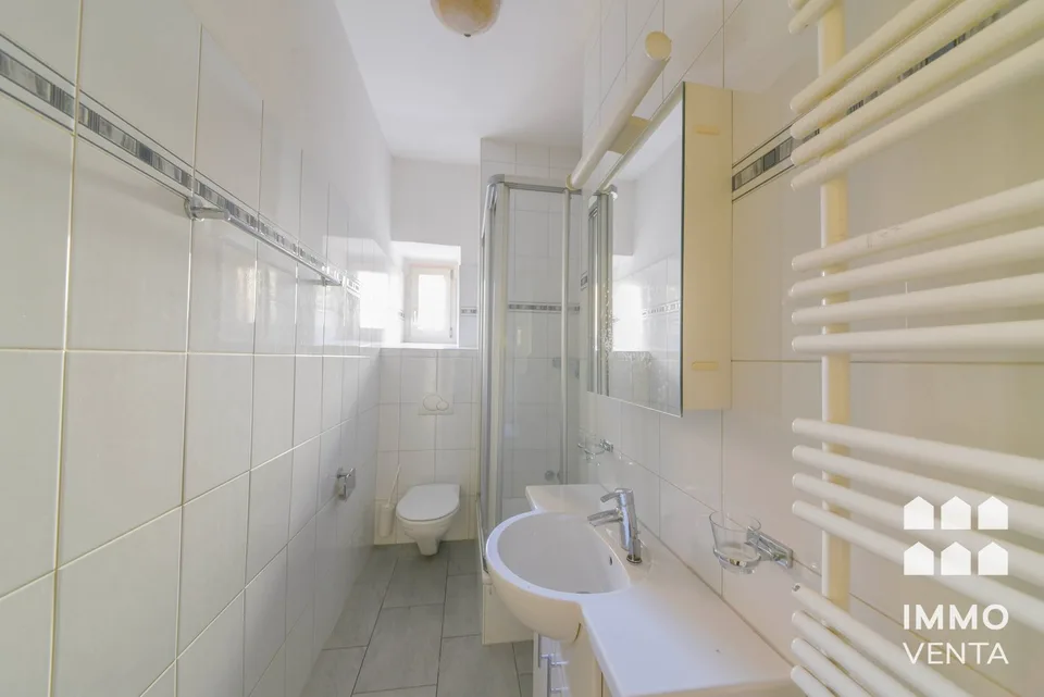 Helle 3-Zimmer-Altbauwohnung im Erdgeschoss – Biel/Bienne