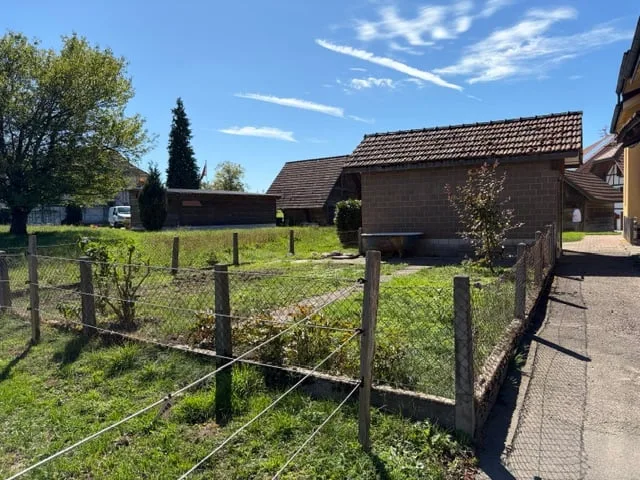 Recherchez-vous quelque chose de spécial ? Ancienne fromagerie à louer avec beaucoup d'espace et environnement généreux