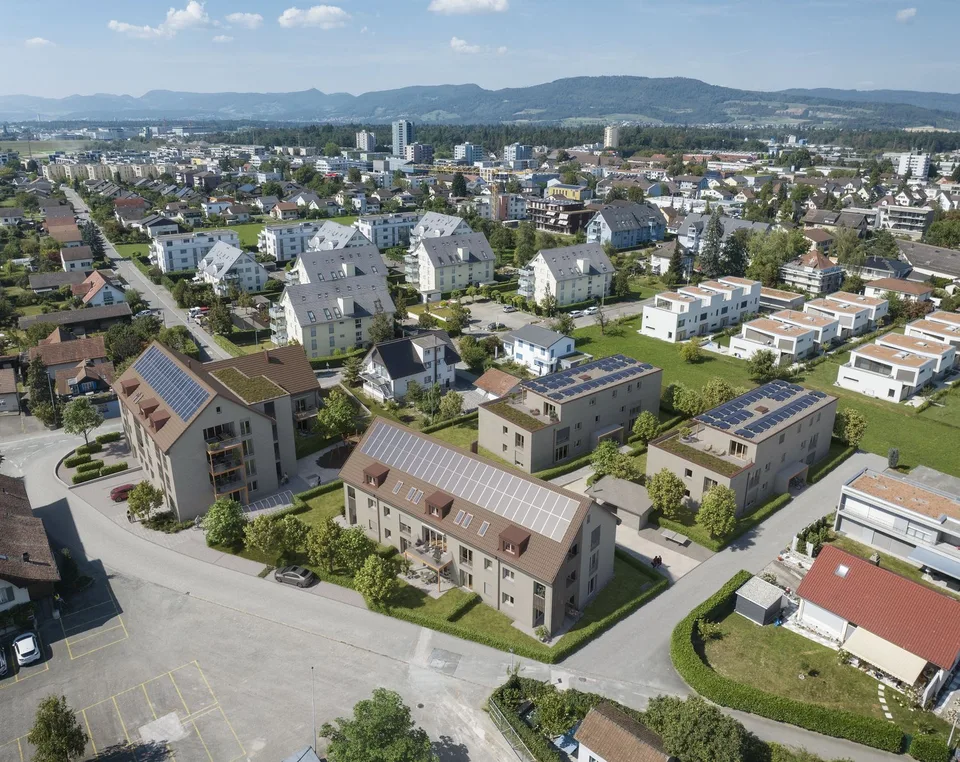 Abitare moderno e rispettoso dell'ambiente nel centro del villaggio