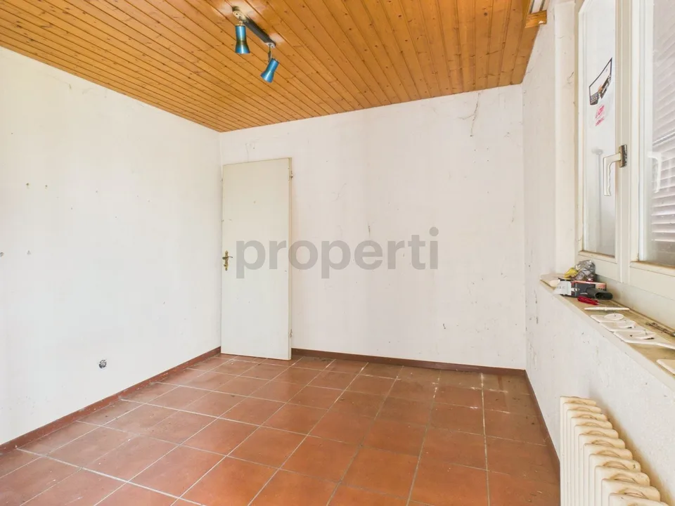 Elegante villa 4 locali con balcone ristrutturata, Agno – Foto 18 von 26