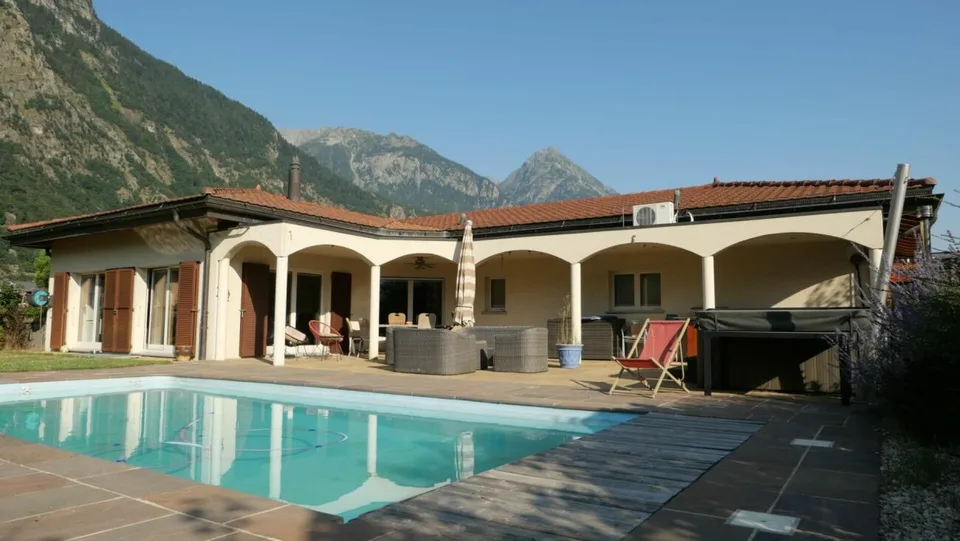 Villa individuelle avec piscine à Martigny – photo 9 sur 17