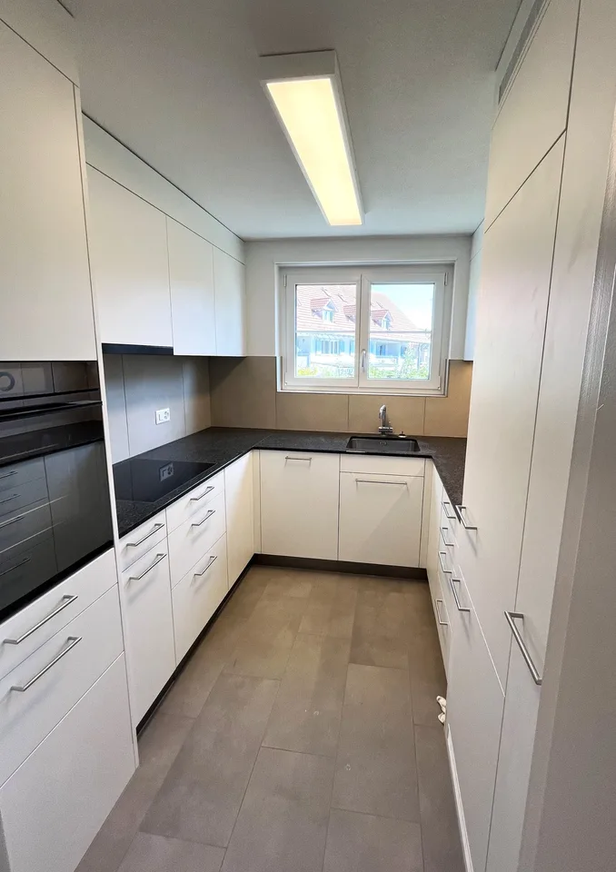 Appartement attractif de 4 pièces et demi dans un cadre idyllique à Dinhard – photo 2 sur 7