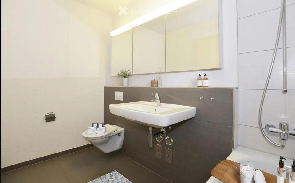 Helle 4-Zimmer-Wohnung 87 m², 2 Balkonen und Lift in der Webermühle