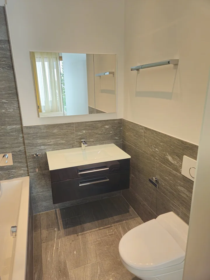 Luxuriöse 3.5-Zimmerwohnung im Hochparterre der exklusiven Resident "The Mountain Suites"