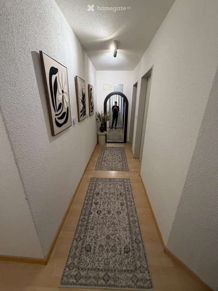 Helle 3.5-Zimmer-Wohnung mit Balkon und Garage in Beringen