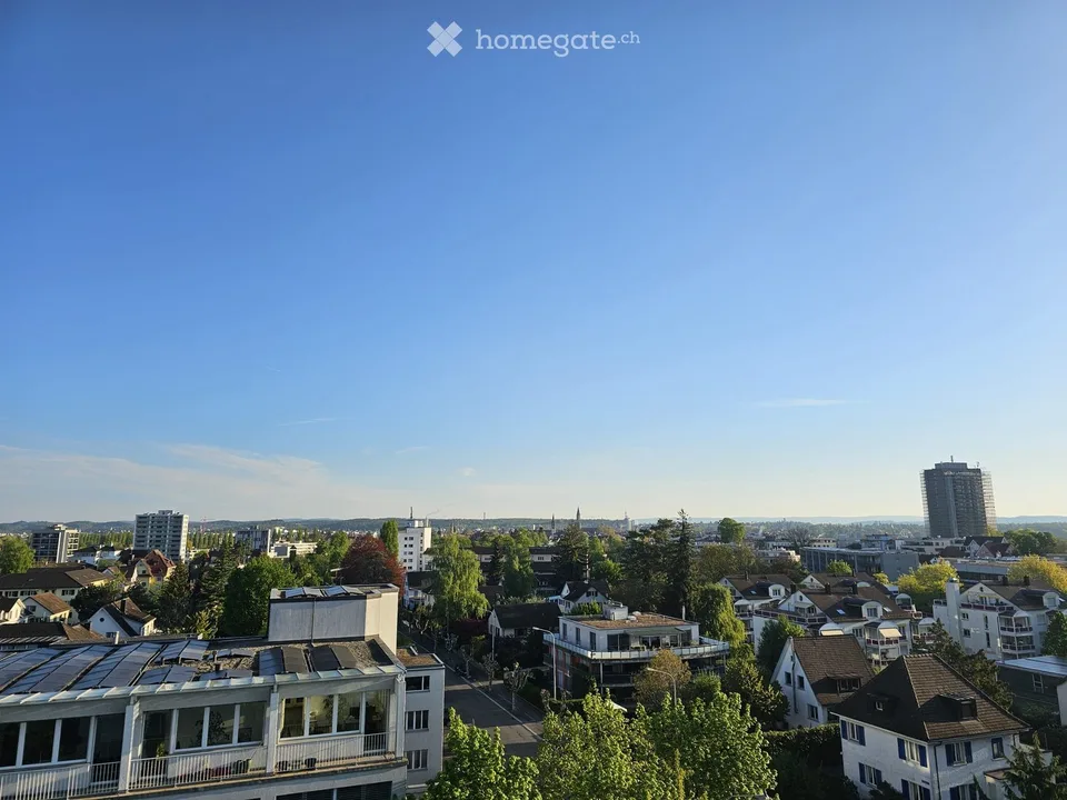 Appartement 3.5 pièces au 4e étage avec une belle vue sur le lac de Constance côté est (soleil du matin)