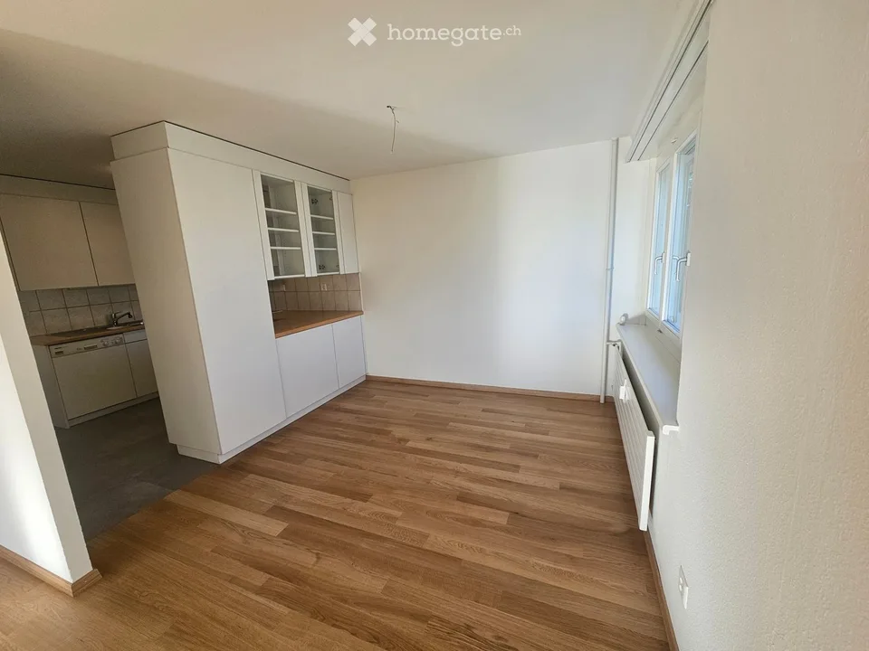Appartement 3.5 pièces au 4e étage avec une belle vue sur le lac de Constance côté est (soleil du matin)