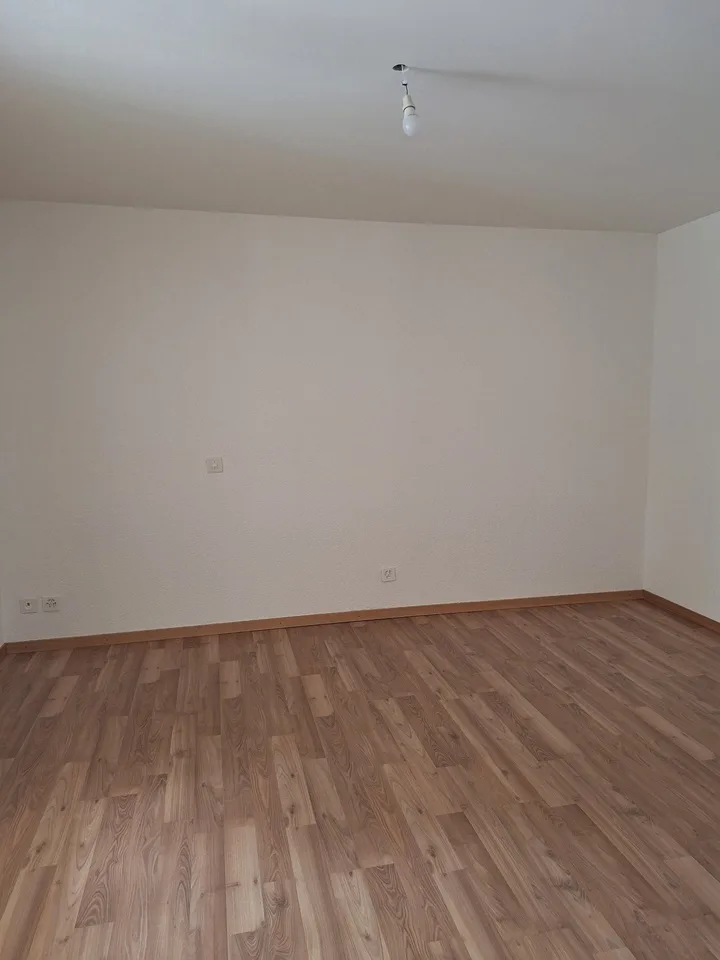 Appartement de 2 pièces avec balcon à Martigny – Disponible immédiatement