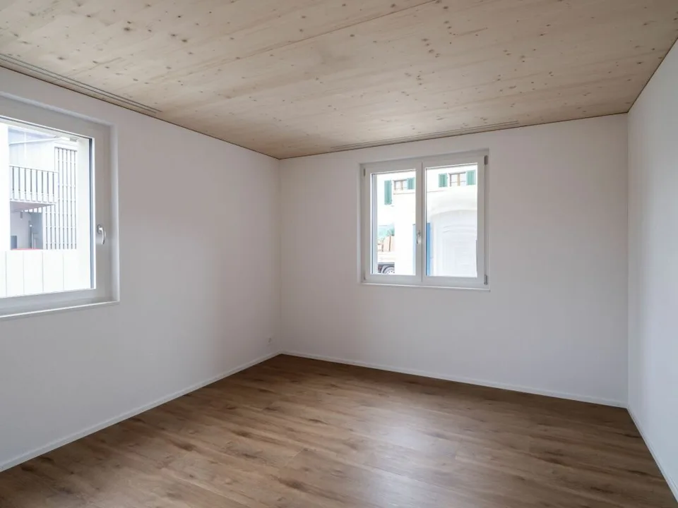 Grosszügige, moderne 3.5-Zimmer-Gartenwohnung zu vermieten