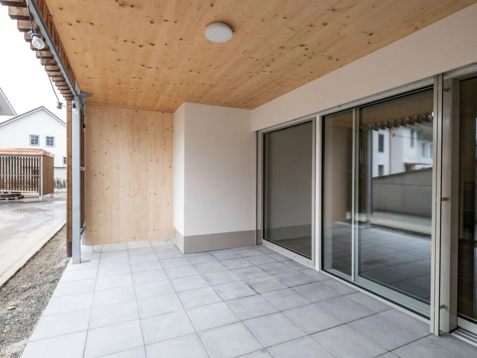 Grosszügige, moderne 3.5-Zimmer-Gartenwohnung zu vermieten