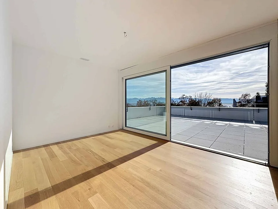 Luxuriöse 4.5-Zimmer-Eckwohnung mit Terrasse – Foto 7 von 13