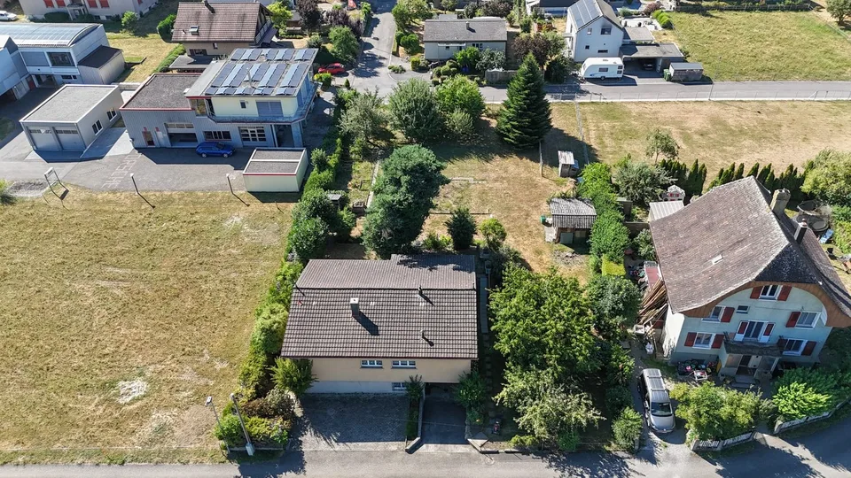 878 m² di terreno edificabile per le tue idee di vita a Leuzigen – foto 3 di 7