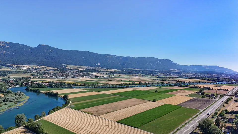 878 m² di terreno edificabile per le tue idee di vita a Leuzigen – foto 7 di 7