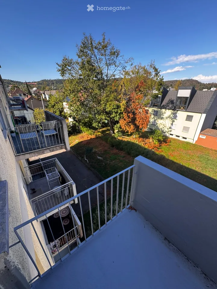 Appartamento accogliente di 1,5 locali con balcone e bella vista a Wettingen