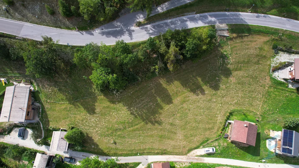 EXCLUSIF Superbe terrain à bâtir de 1478m² pour résidence principale – foto 4 di 9