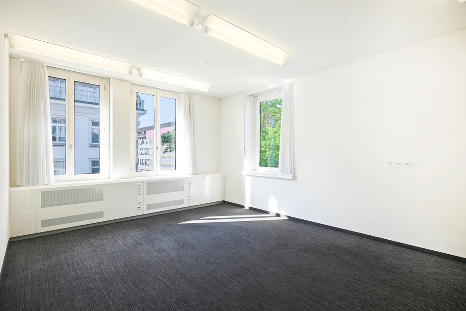 Bureau attractif dans un excellent emplacement – photo 7 sur 12