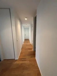 Appartement de jardin moderne avec espace extérieur spacieux dans un quartier calme – photo 7 sur 13