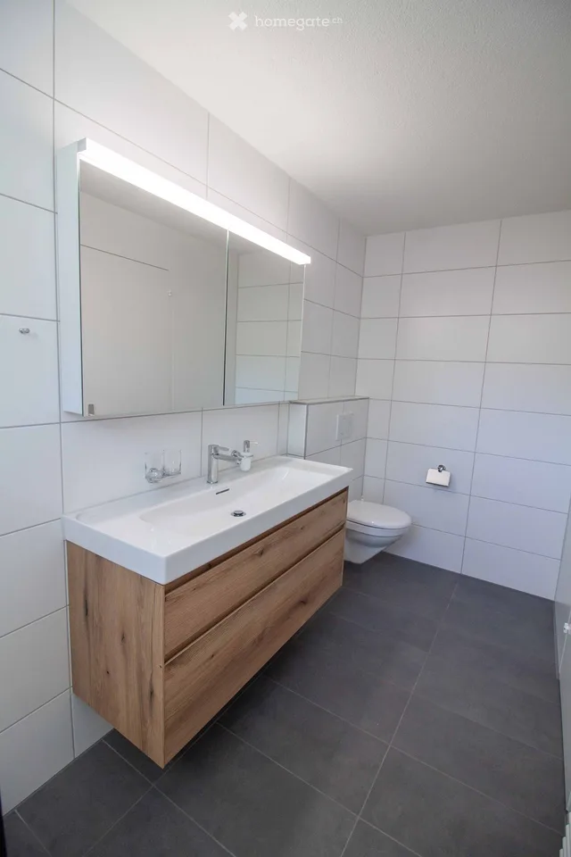 Appartamento di 4,5 locali recentemente ristrutturato in posizione tranquilla con balcone
