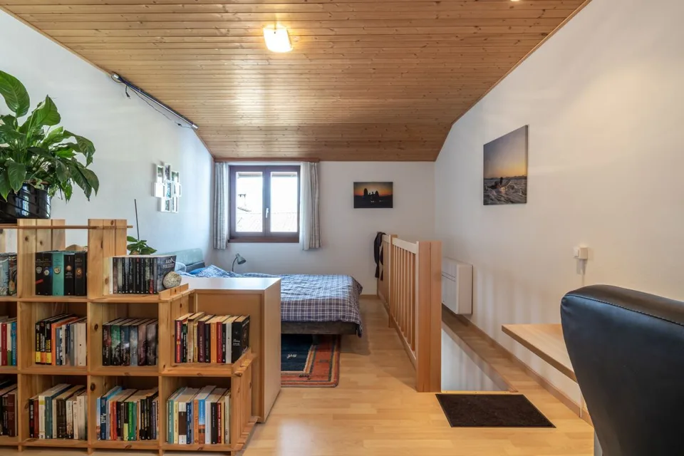 CUGNASCO - Mehrfamilienhaus mit großen Wohnflächen – Foto 7 von 13