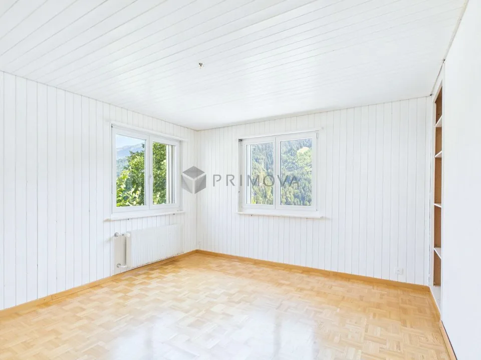 Posizione residenziale unica con vista mozzafiato sulle montagne – foto 8 di 16