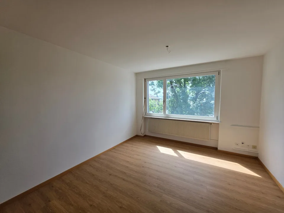 3.5-Zimmerwohnung, Hochparterre