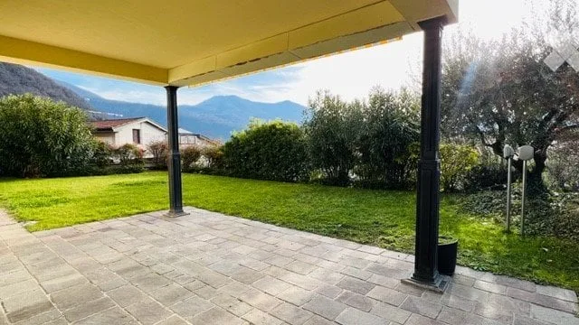 Prächtige Wohnung mit Garten – Foto 4 von 8