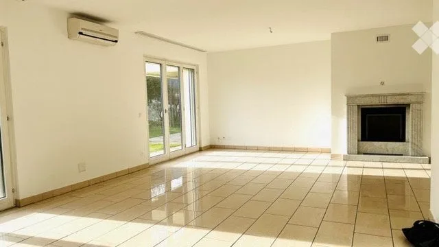 Prächtige Wohnung mit Garten – Foto 5 von 8