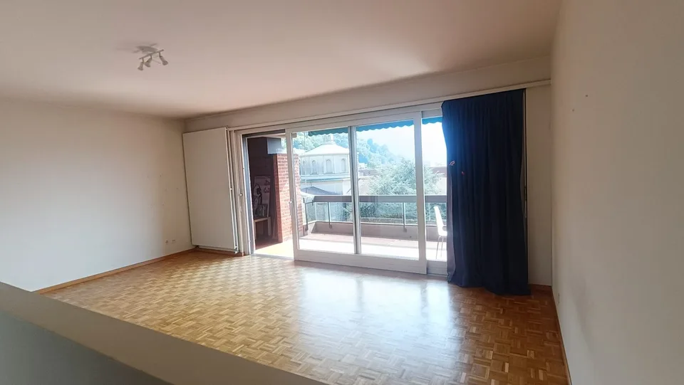 Helles 1.5-Zimmer-Apartment mit Balkon in Viganello – Foto 2 von 11