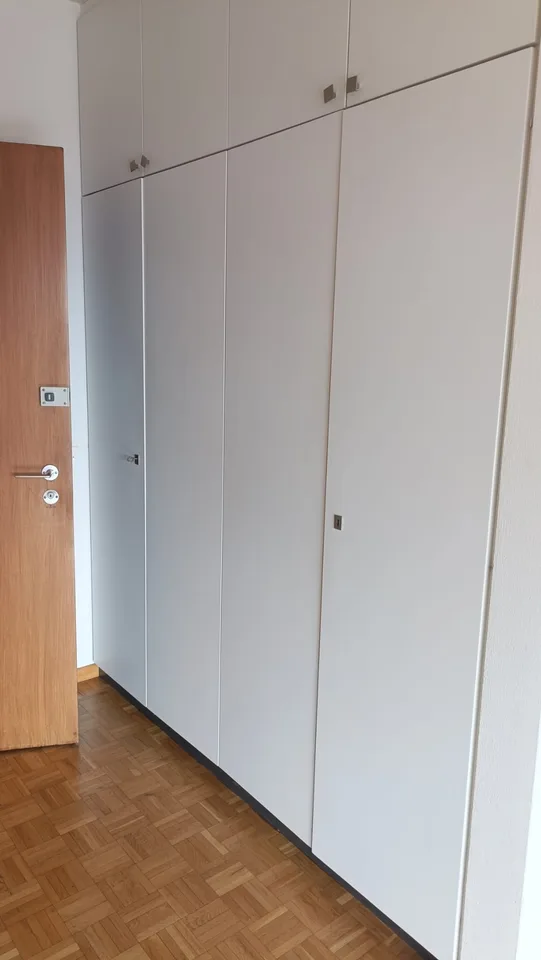 Helles 1.5-Zimmer-Apartment mit Balkon in Viganello – Foto 9 von 11