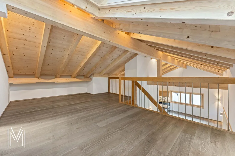Beautiful duplex in a 2-unit residence – photo 10 of 13