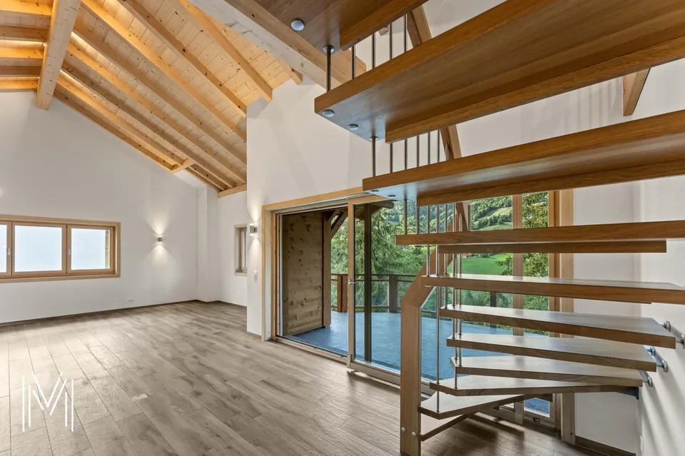 Beautiful duplex in a 2-unit residence – photo 7 of 13