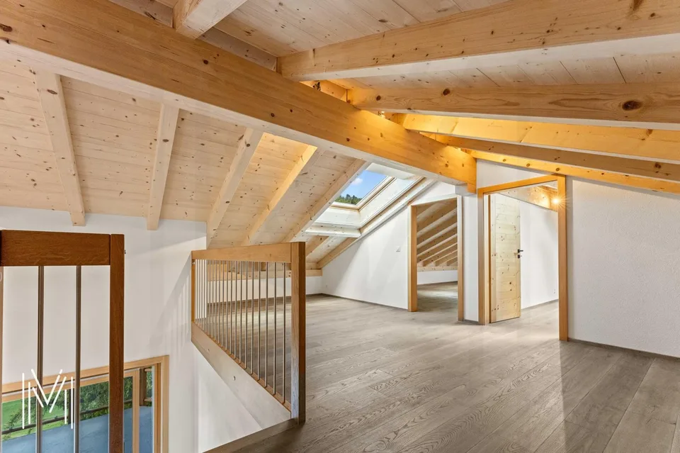 Beautiful duplex in a 2-unit residence – photo 8 of 13