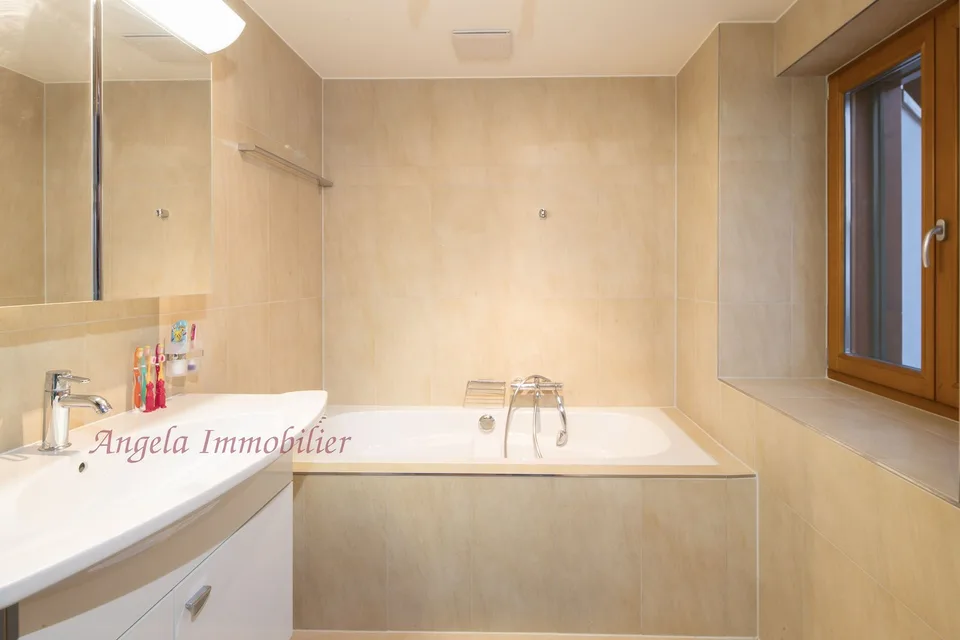 Appartamento di 3 camere da letto mozzafiato nel centro di Crans-Montana con strutture SPA