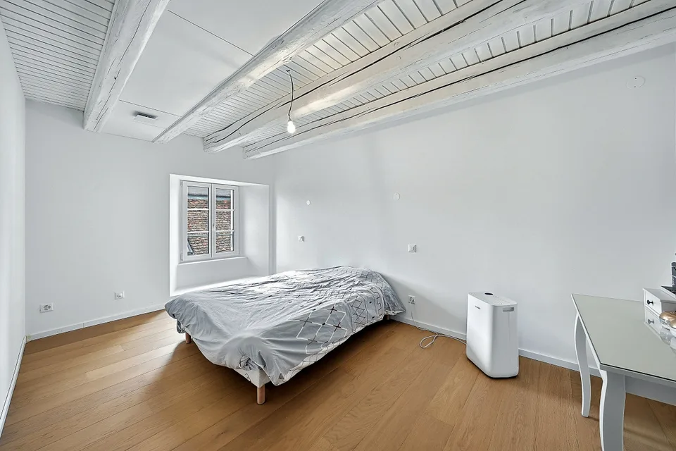 Triplex rénové dans une bâtisse de 1865, à 10 min de Morges – foto 23 di 26