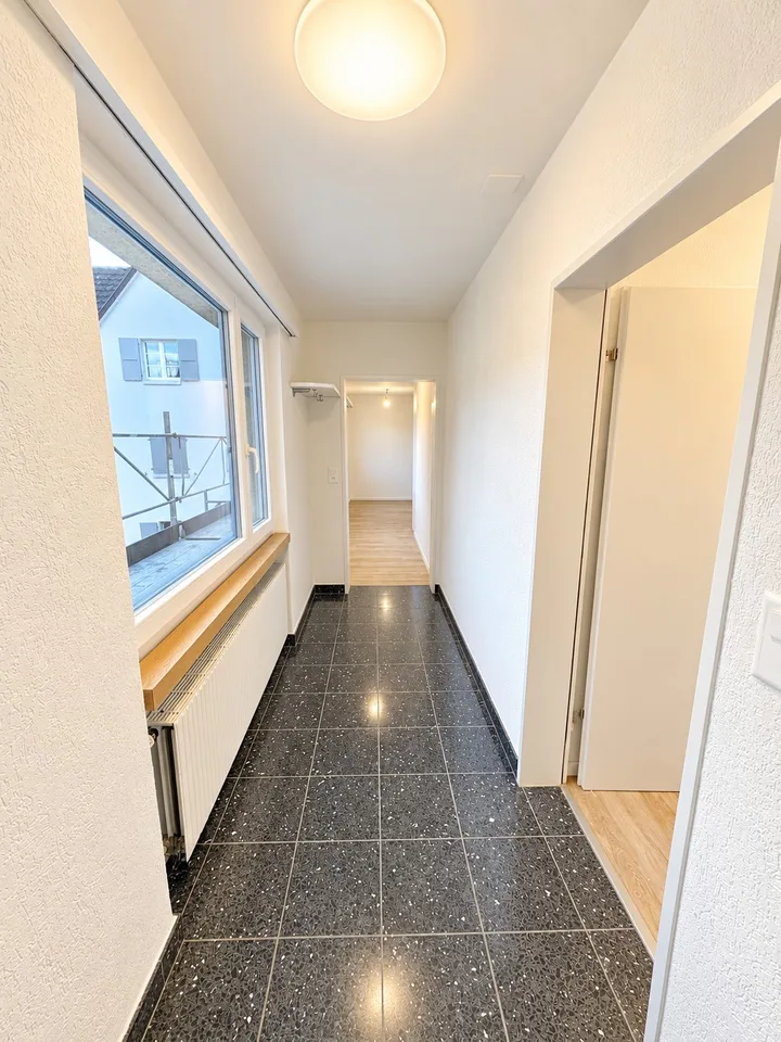 Appartement exclusif, rénové à neuf, 4,5 pièces avec studio, situé au centre de Sissach – photo 13 sur 13
